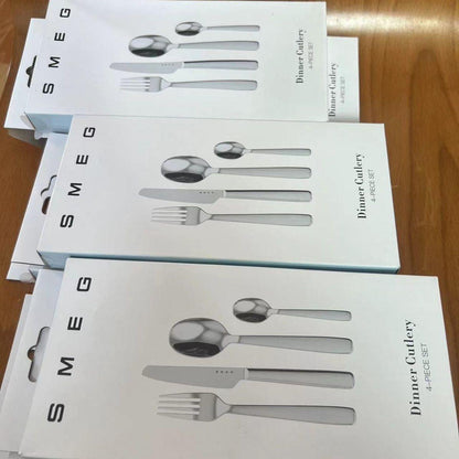Smeg Dinner Cutlery - 4 Pieces